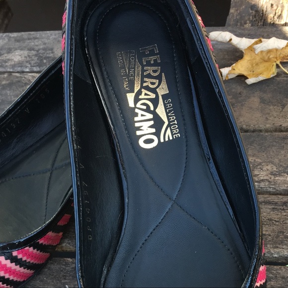 SOLD Varina Zigzag Ballerina Flats - Picture 3 of 9